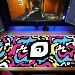 ALT ADVANCED Oil Slick Splash Desk Mat